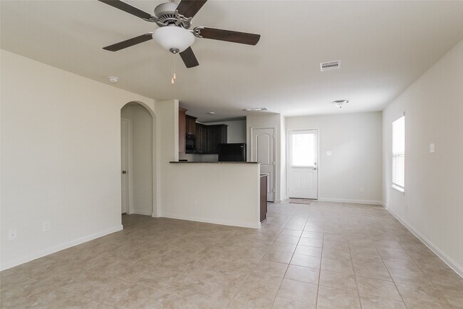 Building Photo - 27044 Leonardo Dr