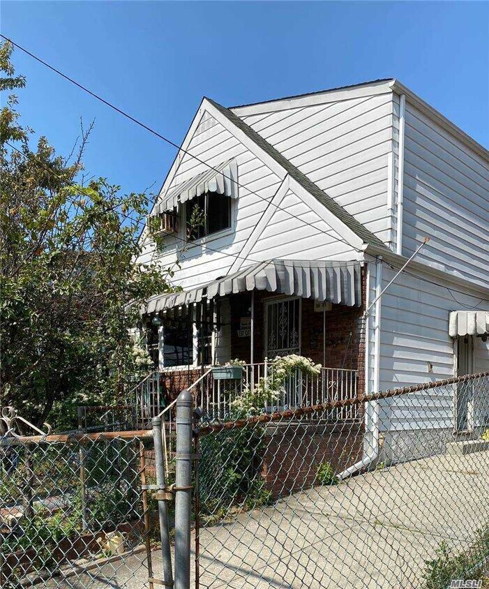 Foto principal - 137-07-137-63 63rd Ave