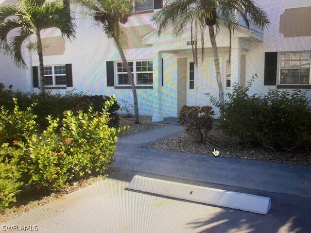 Primary Photo - 1518 Edgewater Cir