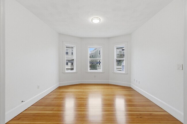 Foto del edificio - 26 Roseclair St