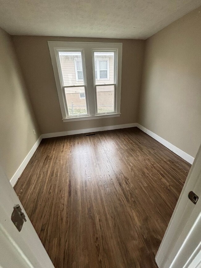 Foto del edificio - newly remodeled 3 bedroom