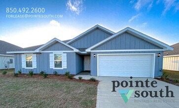 Building Photo - 7063 Abigail St