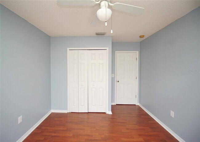 Foto del edificio - 8532 Edgewater Pl Blvd