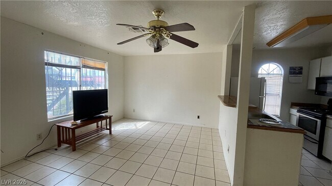 Building Photo - 3604 Di Salvo Dr