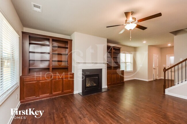 Foto del edificio - 3508 Wheeler Ln
