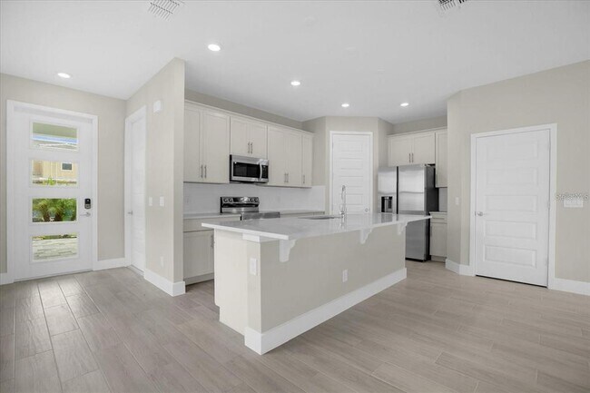 Building Photo - 7818 Spectrum Dr