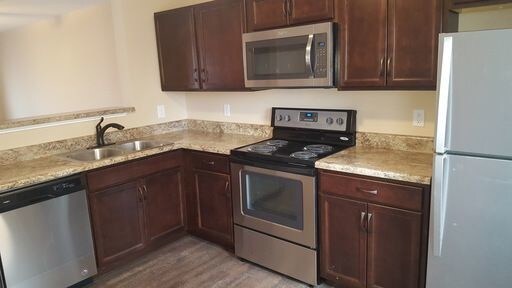Building Photo - 383 Mcgee Ct