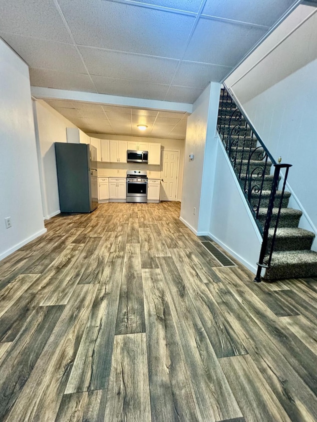 Photo - 3573 Jasper Street-