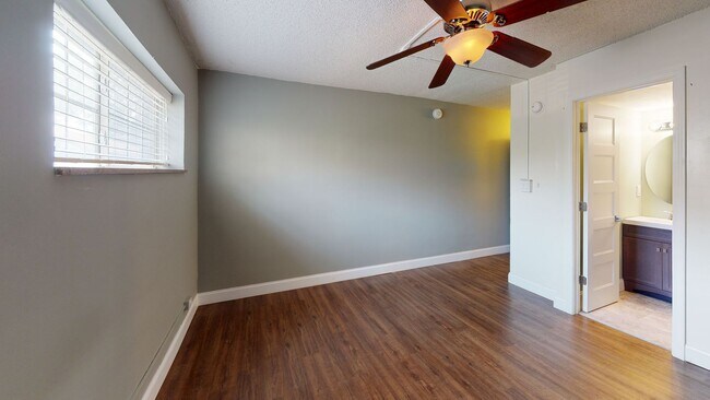Foto del edificio - Bright & Updated 1BR Near UTK & Downtown K...