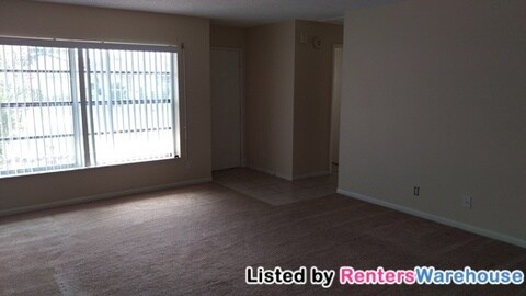 Foto del edificio - 7209 Pine Park Dr W