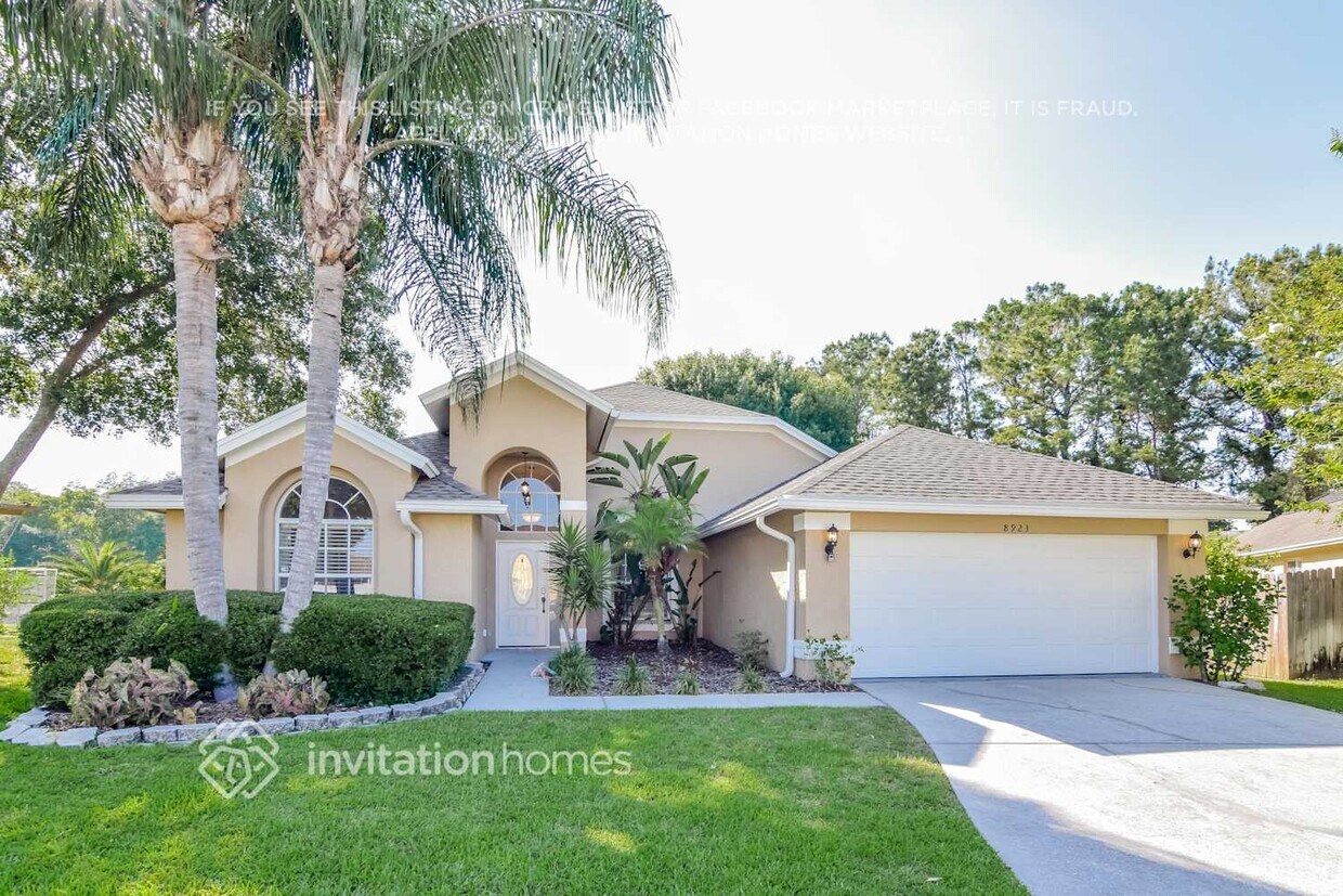 Foto principal - 8923 Breland Dr