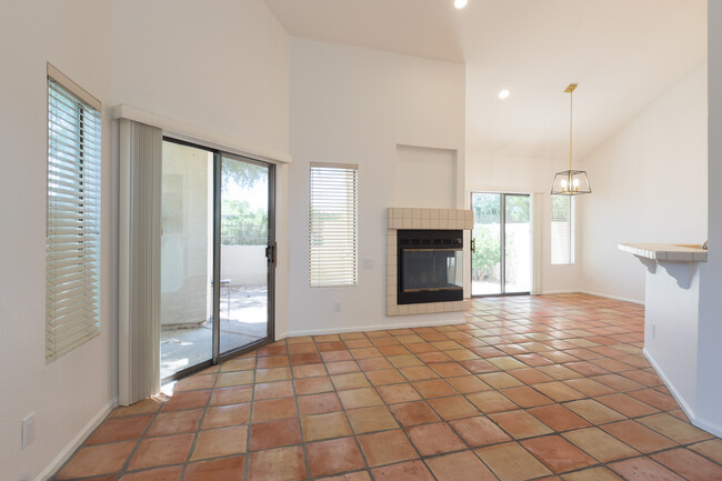 Living Room - 7272 E Gainey Ranch Rd