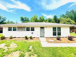 Building Photo - 3829 Chatwood St