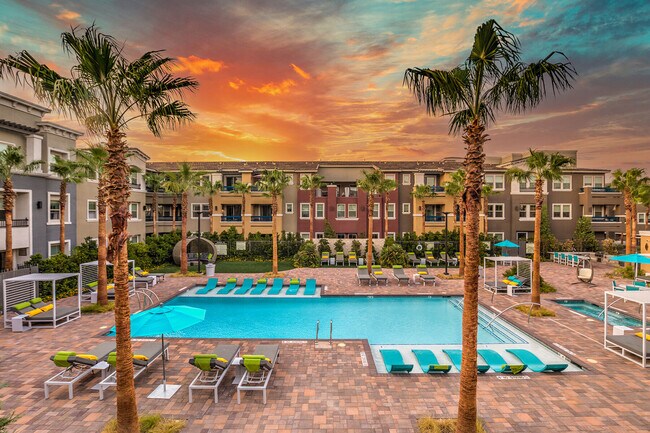 Foto del edificio - Aspire at Grand Canyon