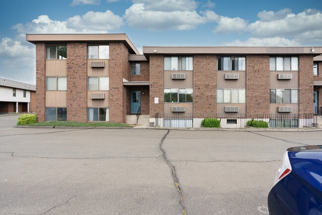 Building Photo - 65 East St