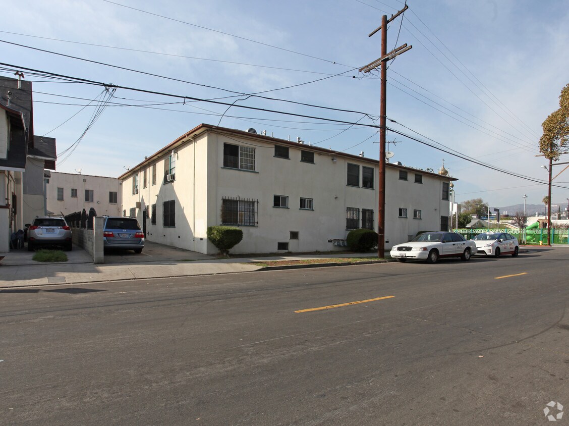Primary Photo - 5404 La Mirada Ave