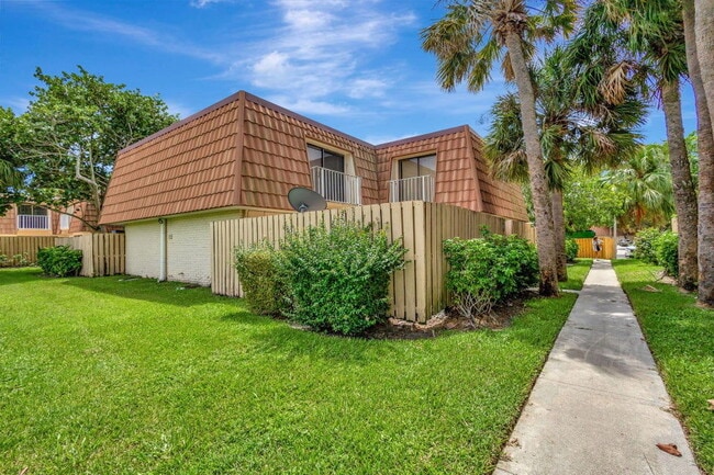 Photo - 806 Blue Ridge Cir House