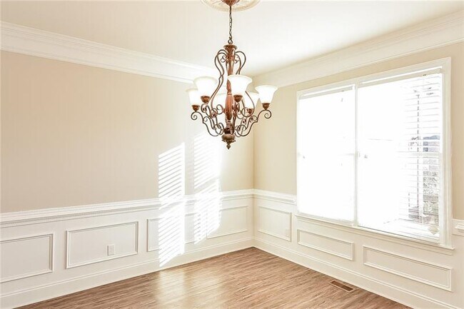 Building Photo - 3315 Vernon Ridge