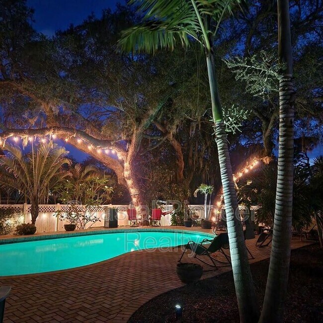 Foto del edificio - 232 Timberlane Dr