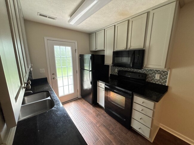 Photo - 50 Gloucester Drive Townhome