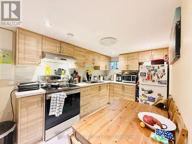 Building Photo - 48 Keystone Ave