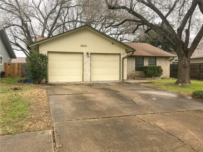 Foto del edificio - 10511 Robinwood Cir