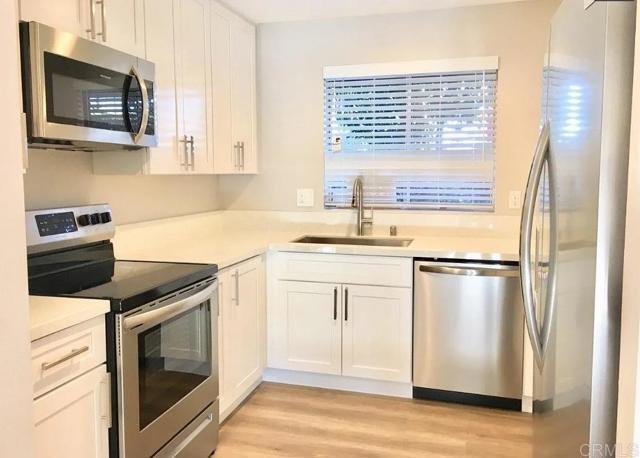 Foto del edificio - 942 Knoll Vista Dr