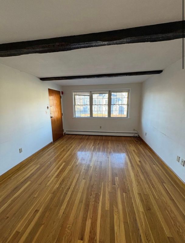 Building Photo - 600 Cabot St