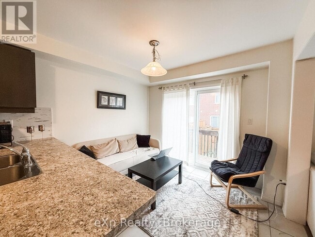 Building Photo - 296 Murlock Heights