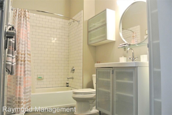 Building Photo - 1 br, 1 bath House - 2117 S St. #208