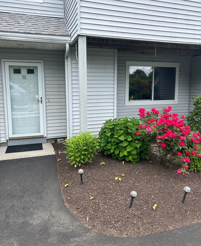 Foto principal - 187 Lovers Ln