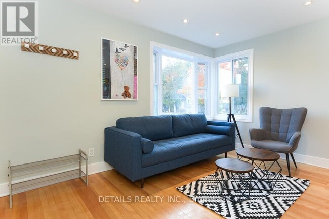 Photo du bâtiment - 334 Rockhurst Rd