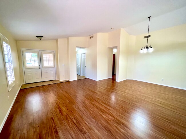 Foto del edificio - 21217 N 79th Dr