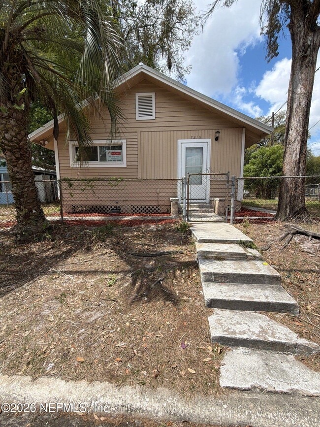 Building Photo - 7210 Elwood Ave