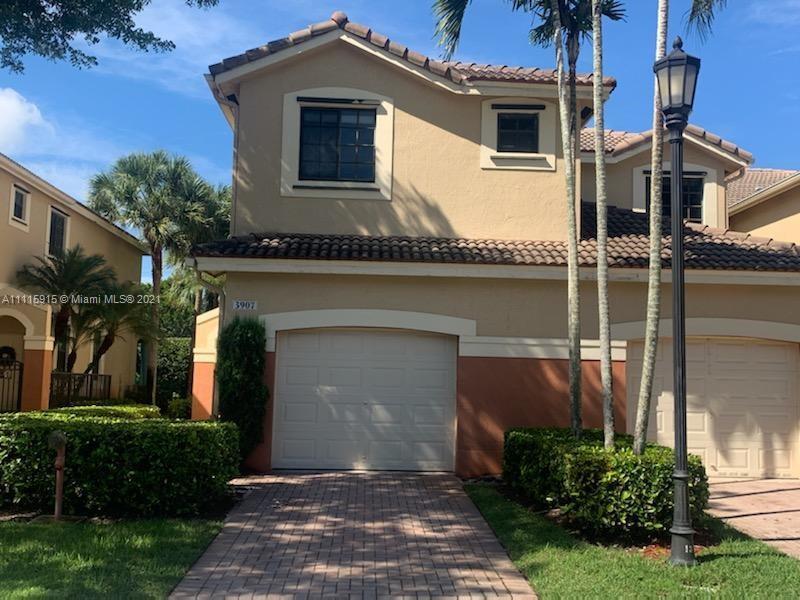 Foto principal - 3907 Vista Grove Ln