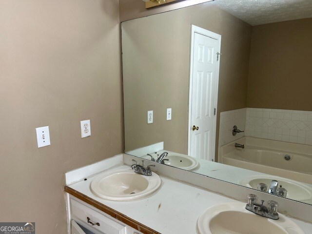 Foto del edificio - 4034 Robin Cir