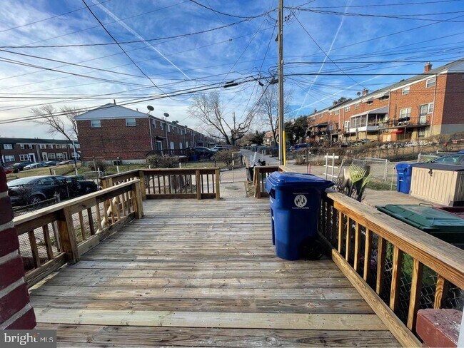 Foto del edificio - 4807 Williston St