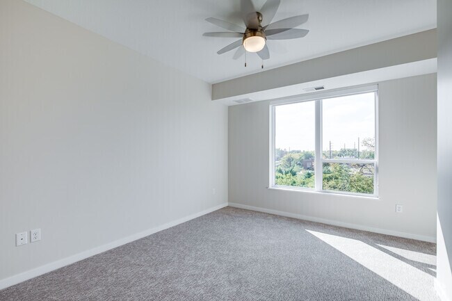 2HAB, 2BA - 1211SF - C3 - Granite Works Apartments