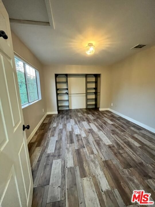 Foto del edificio - 13818 Bessemer St