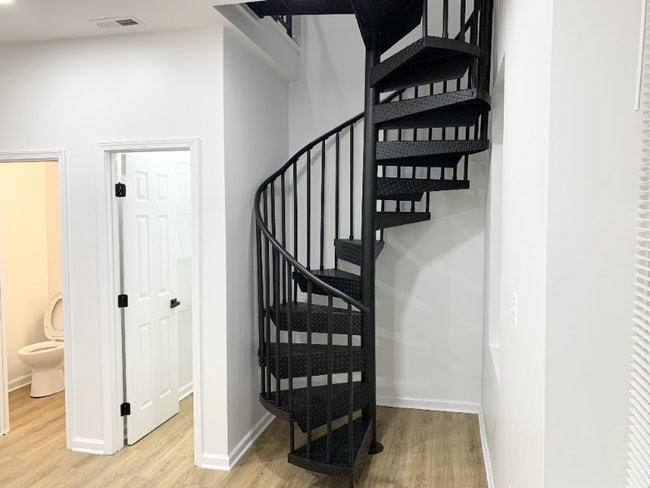 Photo - 1600 S Charles St Apartment