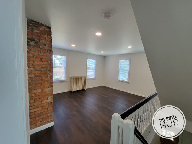 Foto del edificio - 436 Conger Ave