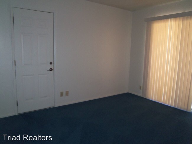 Building Photo - 73586 Sun Valley Dr