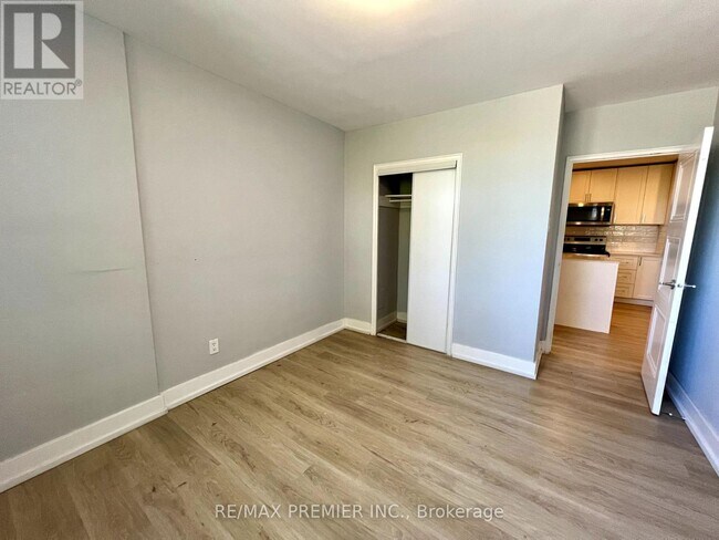 Building Photo - 3046-3046 Jaguar Valley Dr