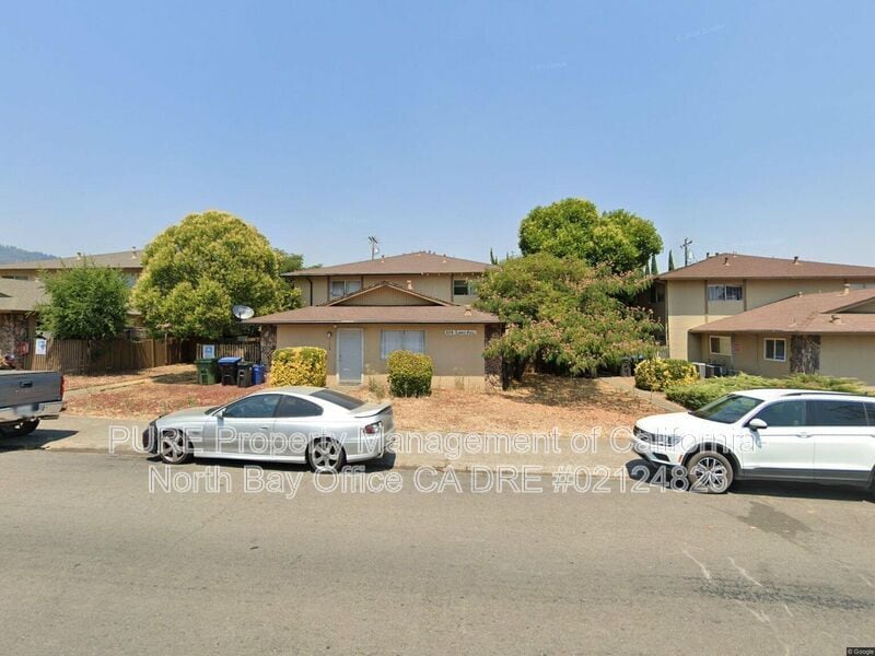 Primary Photo - 104 Laws Ave