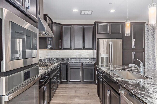 Building Photo - 1667 S Wallrade Ln