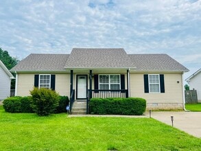 Building Photo - 574 Oakmont Dr