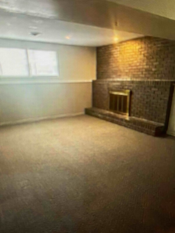Foto del edificio - 8801 Grandview St