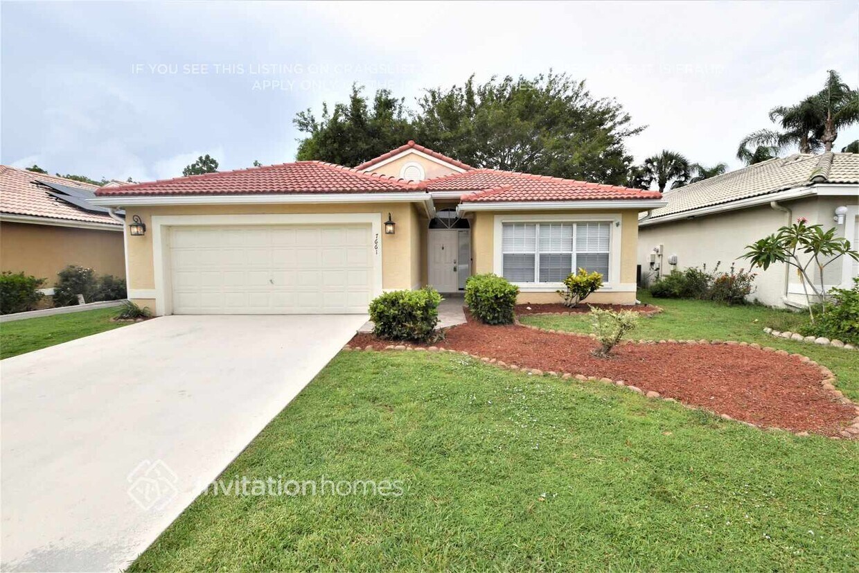 Foto principal - 7661 Bristol Bay Ln