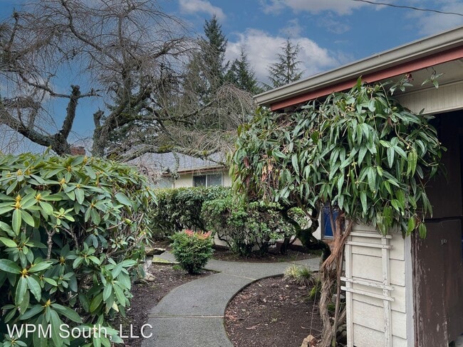 Building Photo - 3 br, 2 bath House - 11644 18th Ave SW