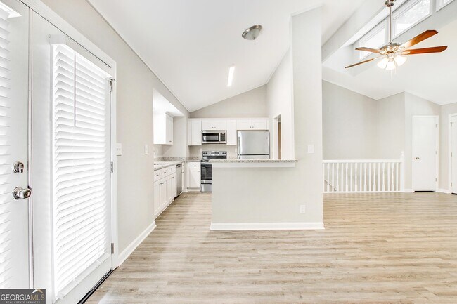 Foto del edificio - 3807 Memorial Pkwy NW
